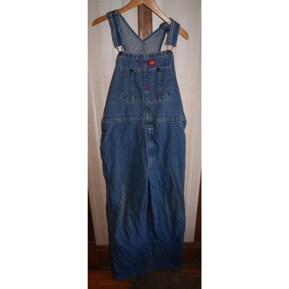 Vintage Dickies Overalls. Reposhing because it didn’t fit properly!
